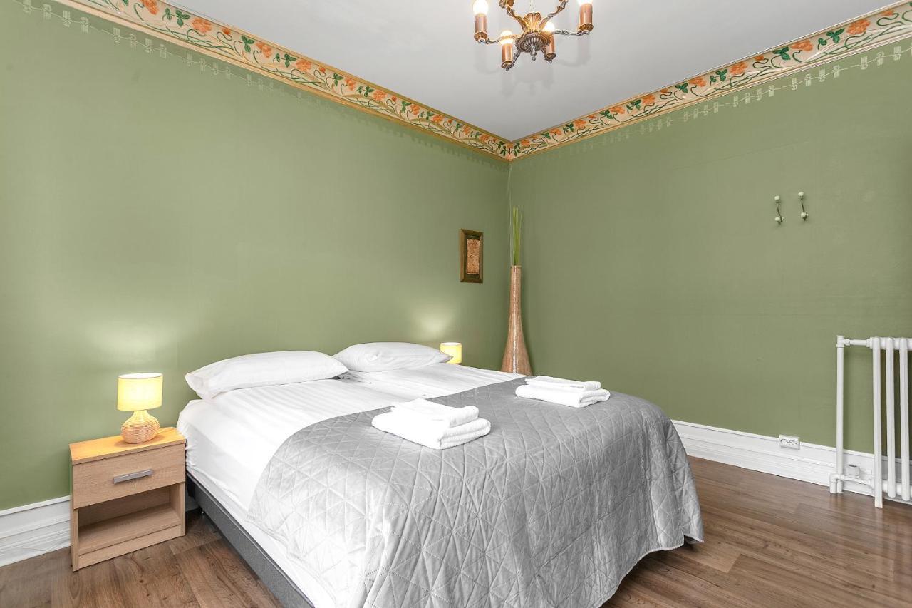 Charming Apartment - Amazing Downtown Location 雷克雅維克 外观 照片