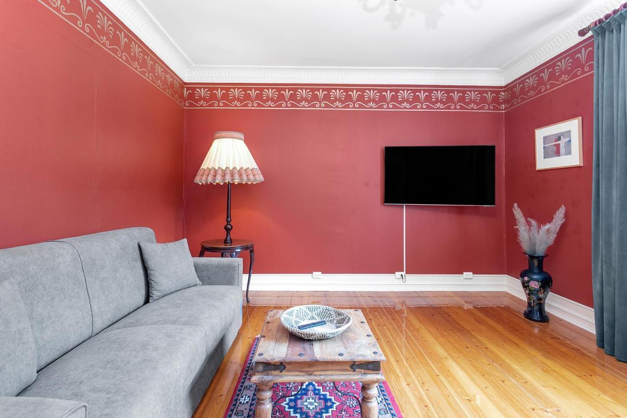 Charming Apartment - Amazing Downtown Location 雷克雅維克 外观 照片
